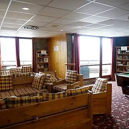 Les Sittelles Montalbert Hotel 3*