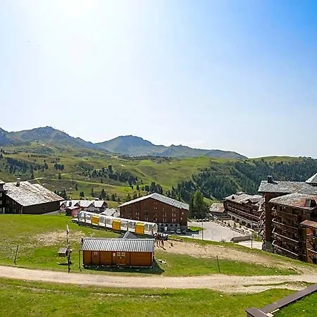 Les Sittelles Montalbert Hotel 3*