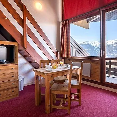 Hotel Les Sittelles Montalbert 3*